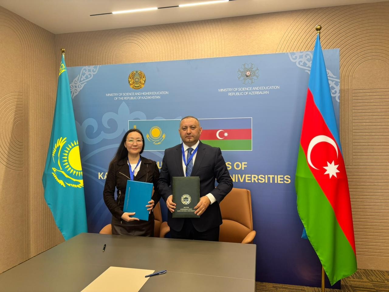 ADAU ilə Qazaxıstanın ali təhsil müəssisələri arasında memorandum imzalanıb - FOTOLAR